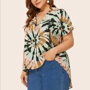 PLUS VNECK HIGH LOW HEM TYE DYE TOP